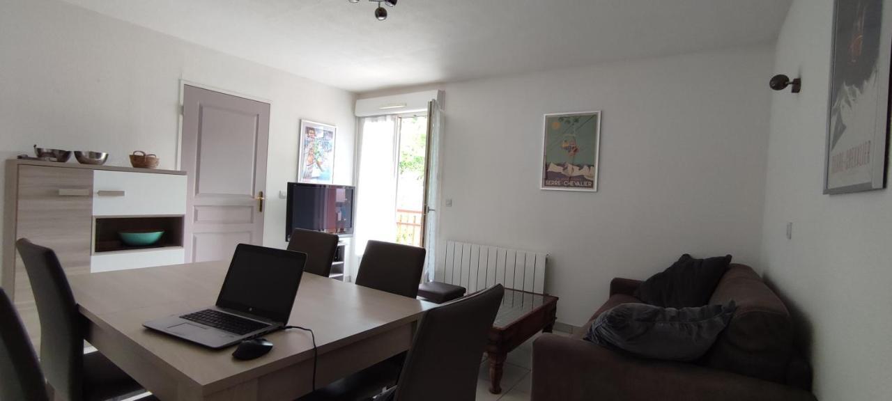 Appartement Le Sorbier 4 Personnes Briançon Exterior foto